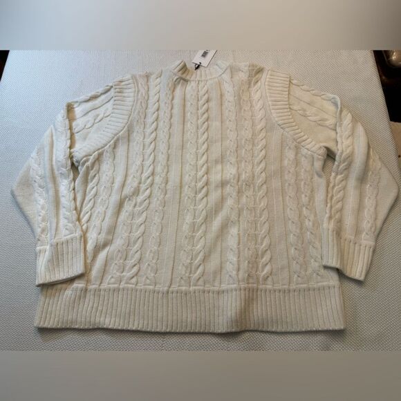 NWT Calvin Klein cable knit sweater with unique sleeves. Size XL ivory cream - Picture 11 of 11